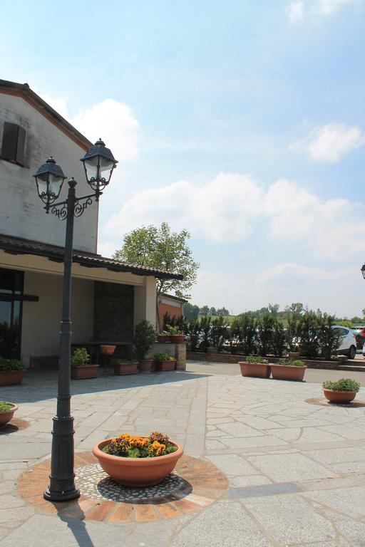 Agriturismo Le Casette Кастелветро ди Модена Екстериор снимка